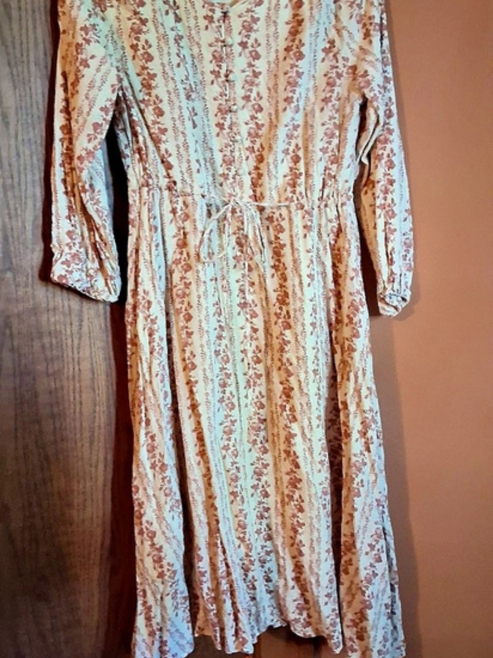 Dainty Jewels Floral Maxi Dress Size Medium